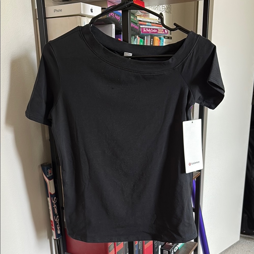 NWT Lululemon Athletica Off The Shoulder Short Sleeve T-Shirt